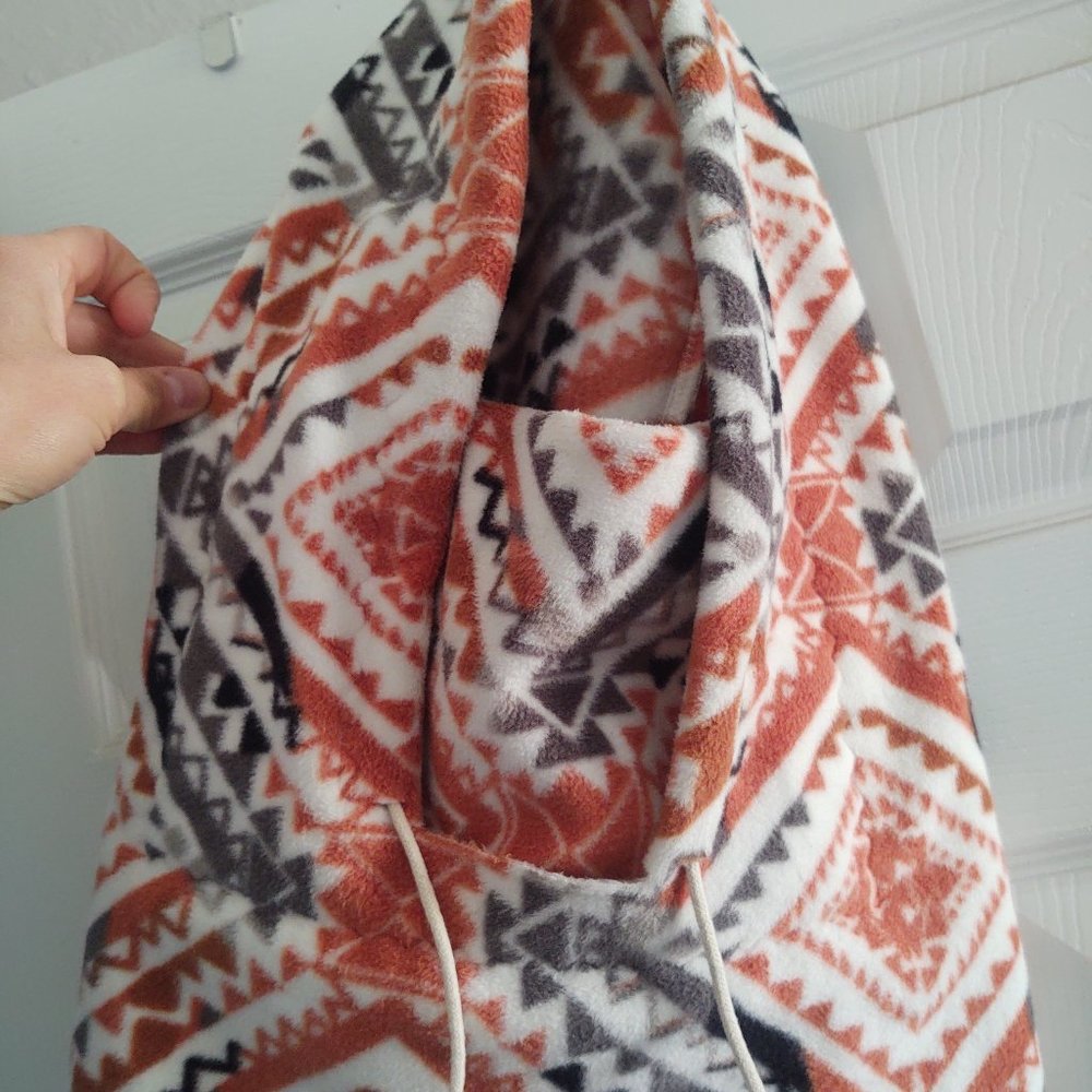 Snoid hood
